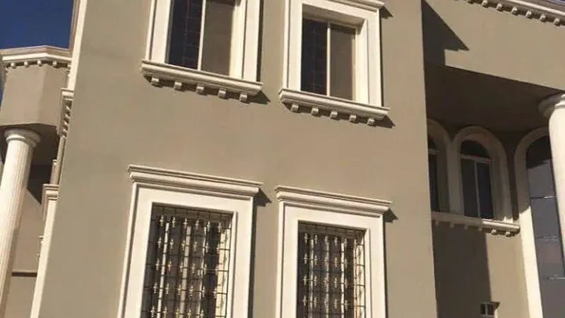 تحسين مظهر الفلل بدهان خارجي احترافي في المزروعية