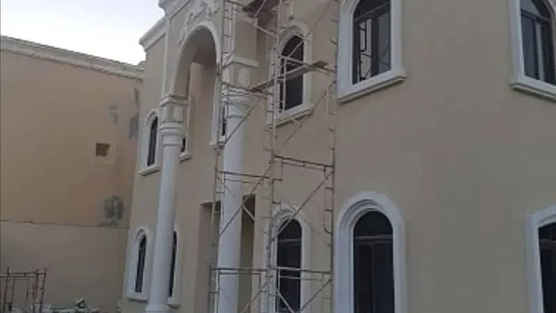 خدمات دهان خارجي باستخدام دهانات عازلة