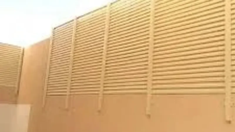 سواتر حديد شرائح رأسية بجودة عالية – الظهران