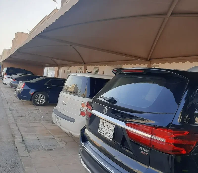 مظلات حديد للسيارات بجودة عالية في الجبيل