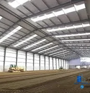 تركيب هنجر صناعي متين للورش والمستودعات في الدمام – بصمة نوبل تركيب مظلات وسواتر الشرقية